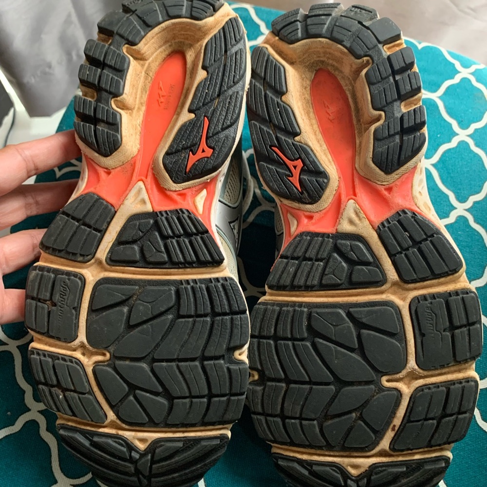 Mizuno Wave Rider - Picture 4 of 5